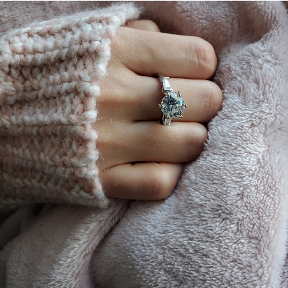 New Elegant Classic 925 Silver Wedding Ring - Picture 3 of 6